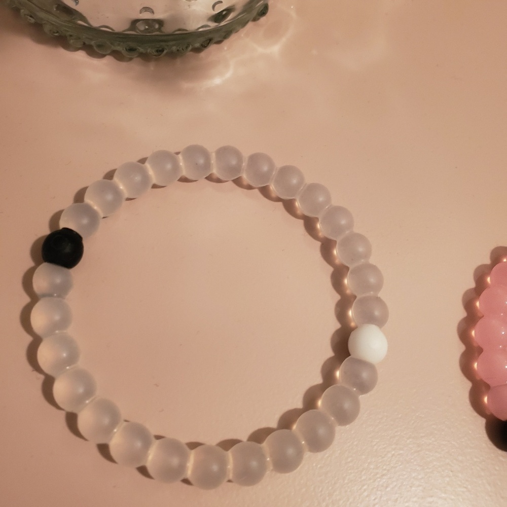 Lokai bracelets - Picture 4 of 4